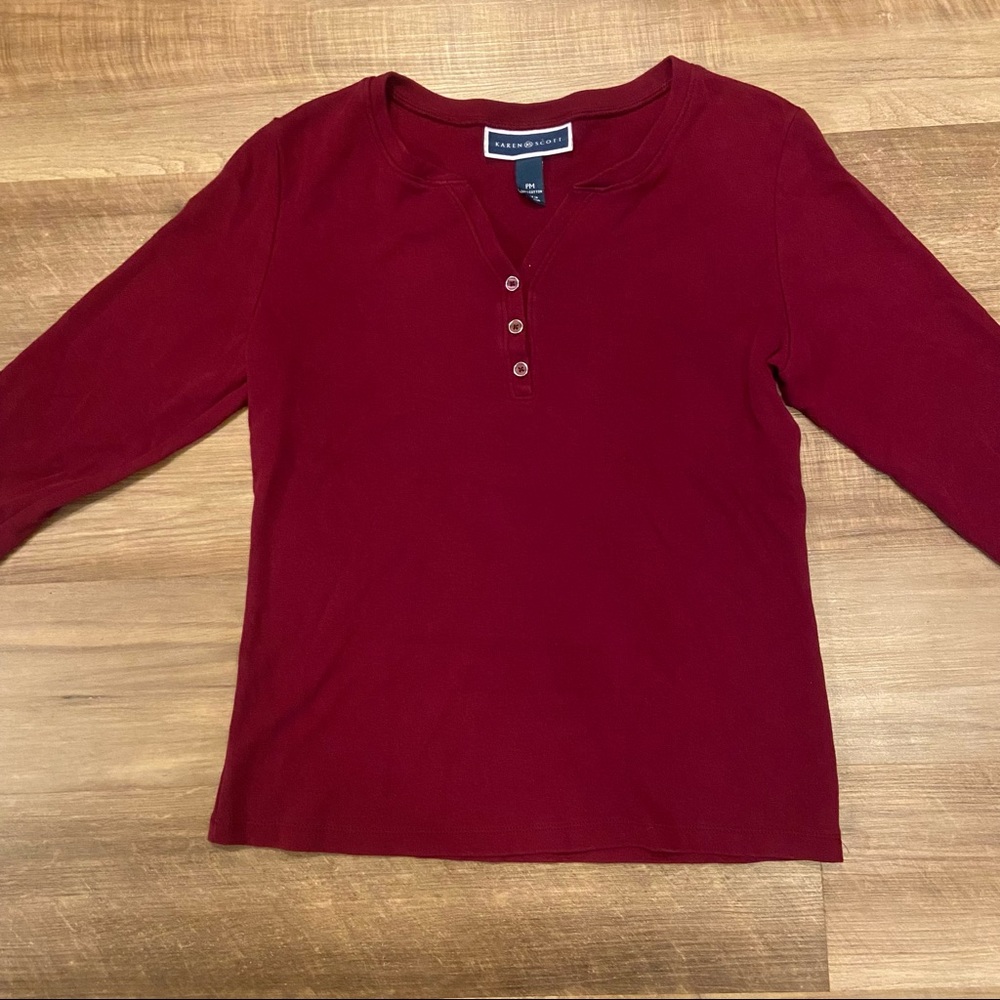 Karen Scott basic button top